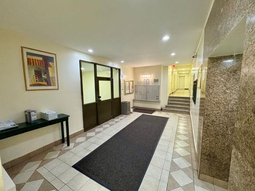 apt-3f-8830 182nd St, Hollis, NY, 11423-1701 | Card Image