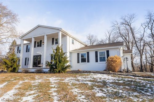 15069 Stanwood St, Dalton, OH, 44618-9546 | Card Image