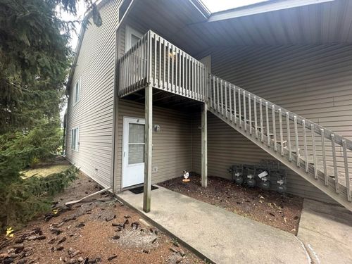 5179 Zenith Pkwy, Machesney Park, IL, 61115-4455 | Card Image