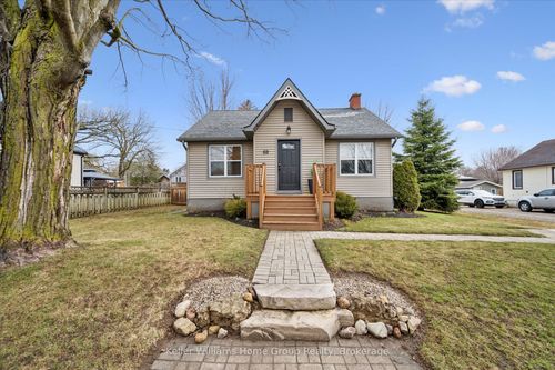 69 Irvine St, Elora, ON, N0B1S0 | Card Image