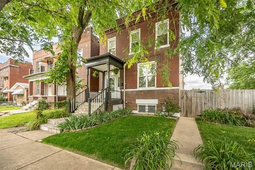 2350 Virginia Ave, Saint Louis, MO, 63104-1738 | Card Image