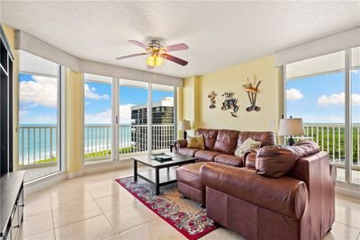 1602 - 5049 N Highway A1a, Home with 3 bedrooms, 2 bathrooms and null parking in Hutchinson Island FL | Image 3