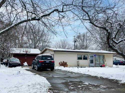 6294 Springdale Blvd, Grand Blanc, MI, 48439-8524 | Card Image