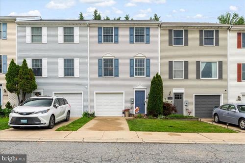 5706 Chase Ct, FREDERICK, MD, 21703-2832 | Card Image
