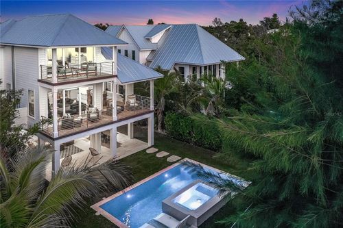 6925 Longboat Dr S, LONGBOAT KEY, FL, 34228-1037 | Card Image