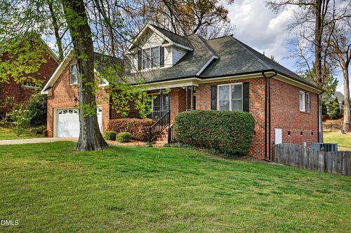 805 Barneswyck Drive, Fuquay Varina, NC, 27526 | Card Image