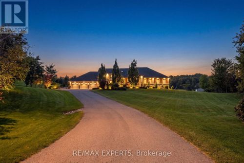 4 Woodlot Crt, Bolton, ON, L7E0C2 | Card Image