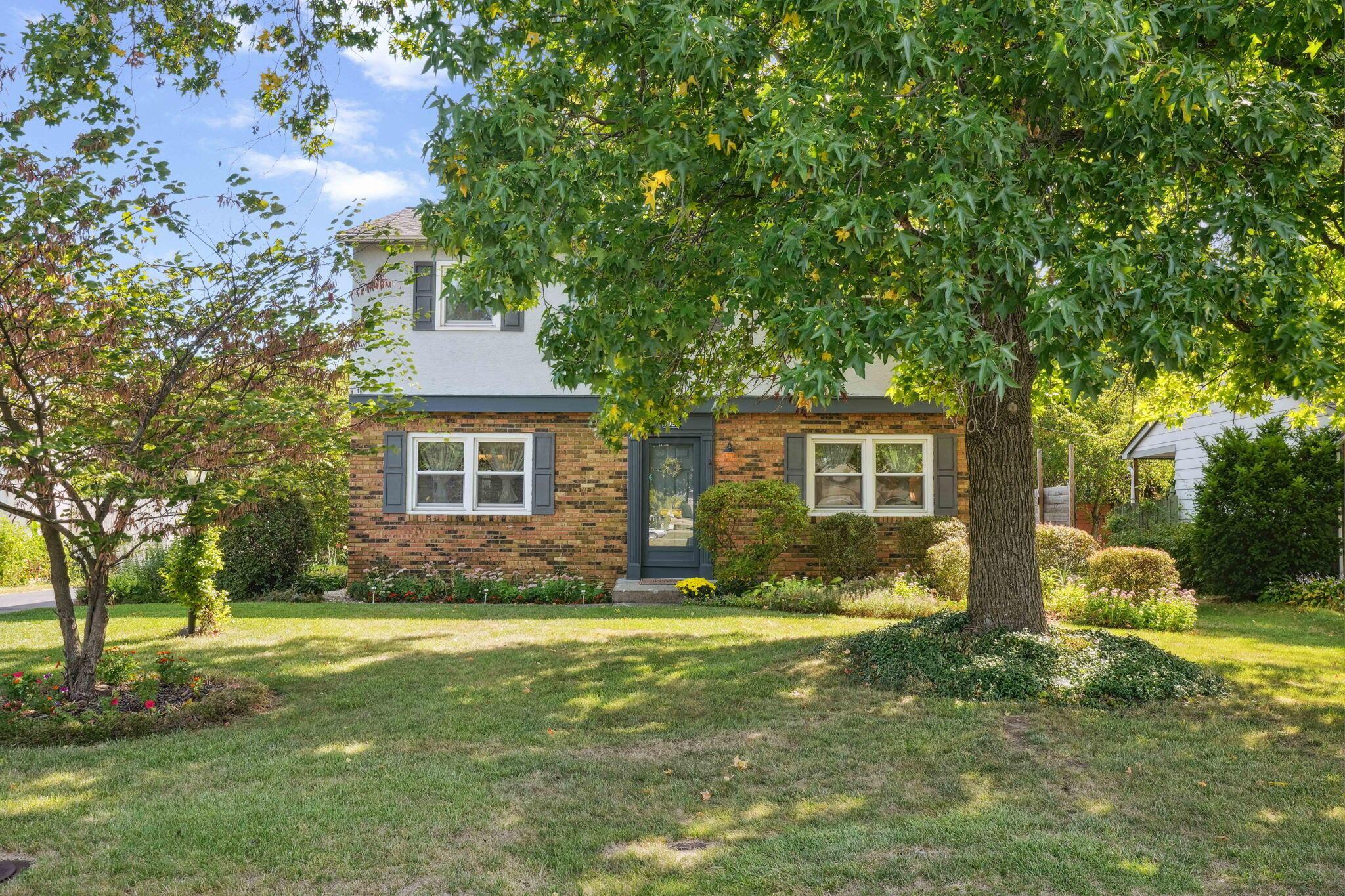 Cheviot Dr, Columbus, OH 43220