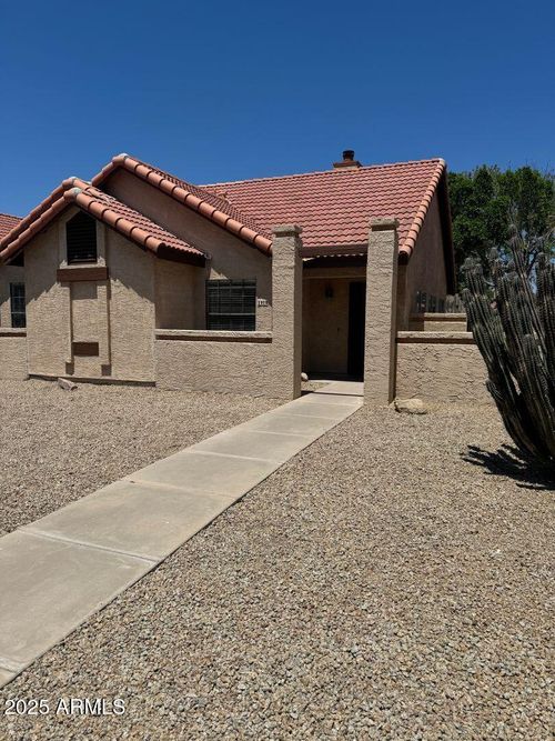 1918 E Velvet Dr, Tempe, AZ, 85284-4720 | Card Image
