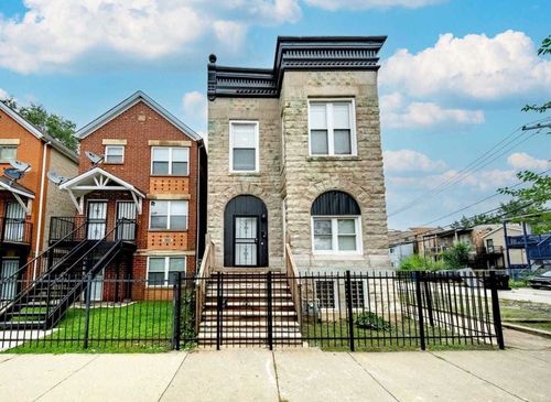 2-209 S Albany Ave, Chicago, IL, 60612-2721 | Card Image
