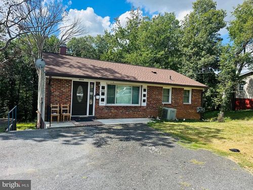 6809 3rd St, RIVERDALE, MD, 20737-1610 | Card Image