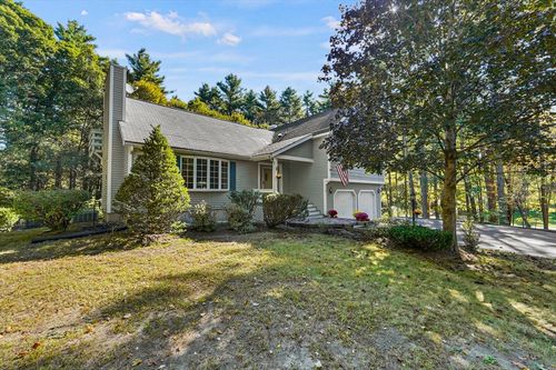 11 Fox Run, Townsend, MA, 01474-1041 | Card Image