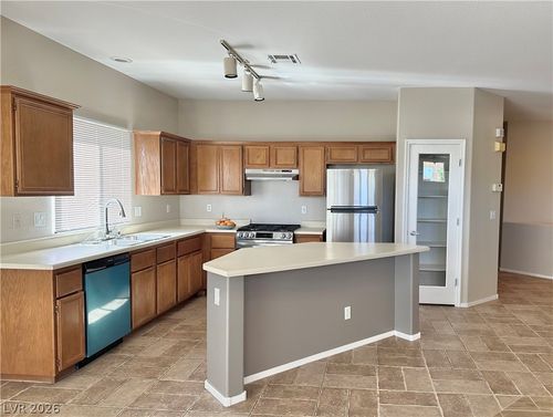 1109 Malibu Sands Ave, North Las Vegas, NV, 89086-1328 | Card Image