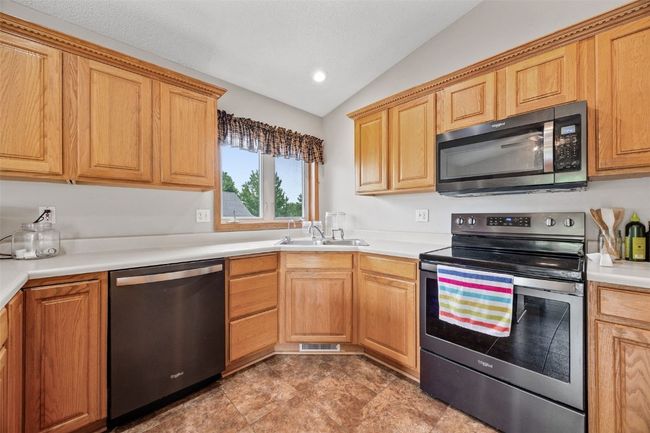 2030 Dows St, House other with 4 bedrooms, 2 bathrooms and null parking in Ely IA | Image 9