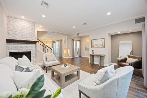 apt-130-12625 Memorial Dr, Houston, TX, 77024-4820 | Card Image