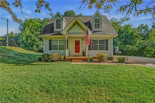 145 Wisconsin Ave, Elkin, NC, 28621-2807 | Card Image