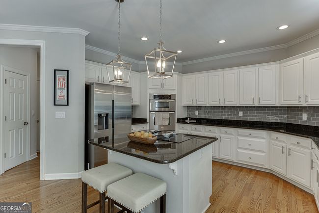 3313 Glen Devon Ln, House other with 5 bedrooms, 4 bathrooms and 2 parking in Berkeley Lake GA | Image 13