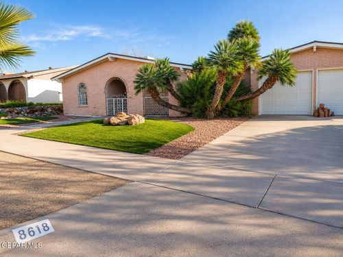 6648 Mariposa Dr, El Paso, TX, 79912-3216 | Card Image
