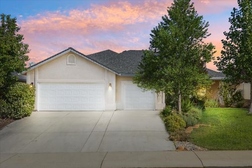 2134 Cadjew St, Redding, CA, 96003-9041 | Card Image