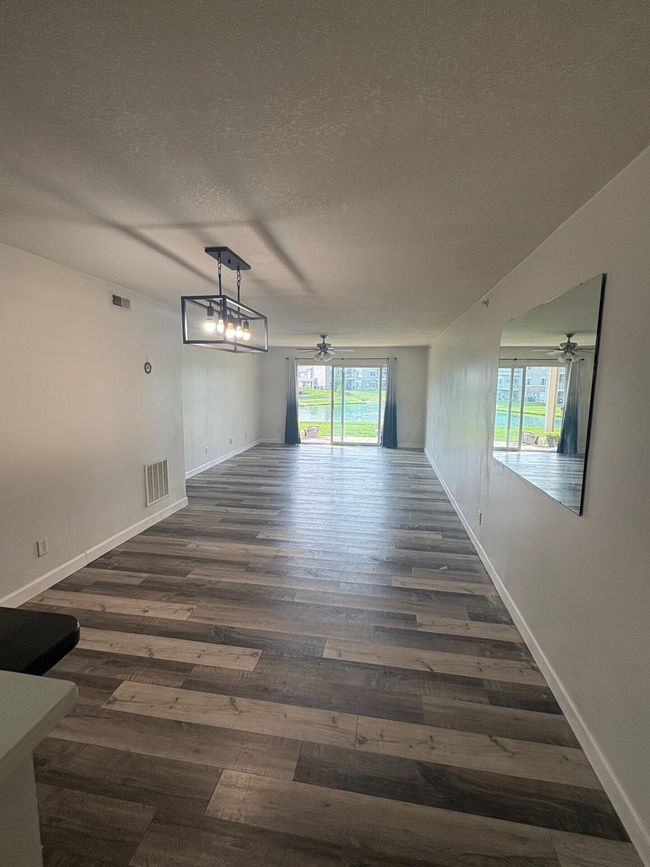 799 Slate Vw, Condo with 2 bedrooms, 2 bathrooms and null parking in Cold Spring KY | Image 6
