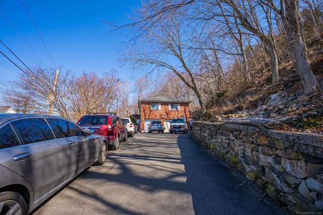10 Twitchgrass Rd, House other with 3 bedrooms, 3 bathrooms and null parking in Trumbull CT | Image 4