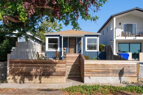 2136 Reed Ave, San Diego, CA, 92109-5556 | Card Image