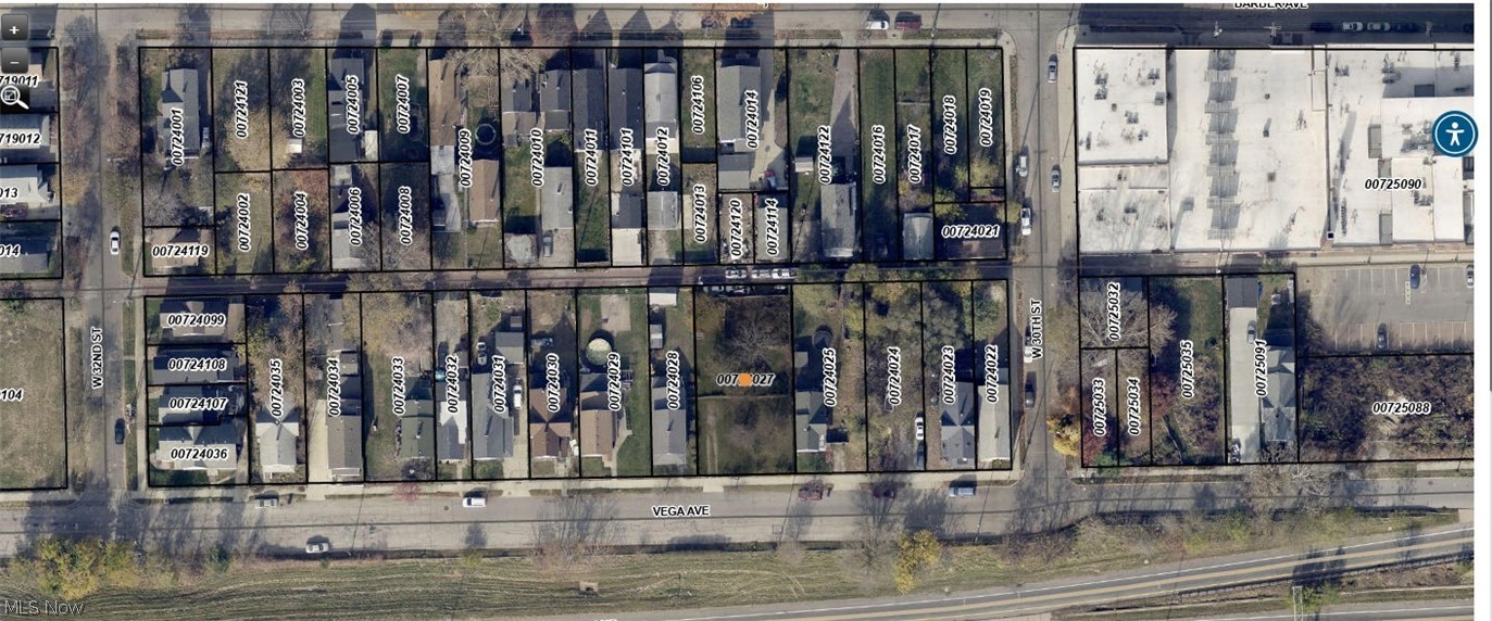 Land in Cleveland 5