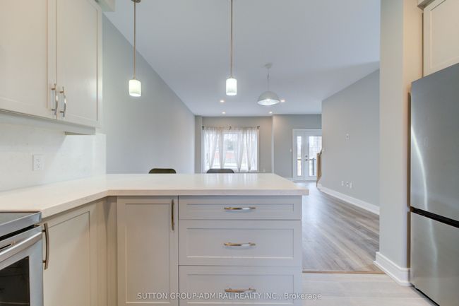 25 - 33 Jarvis St, House attached with 3 bedrooms, 3 bathrooms and 1 parking in Brantford ON | Image 15