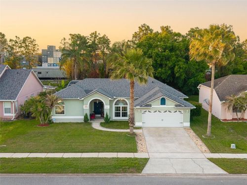 1813 Crosswell Ct, ORLANDO, FL, 32837-5731 | Card Image