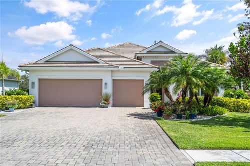 1195 Camelot Way, Vero Beach, FL, 32966-4707 | Card Image