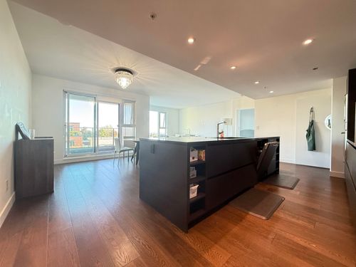 904-7228 Adera St, Vancouver, BC, V6P0H8 | Card Image