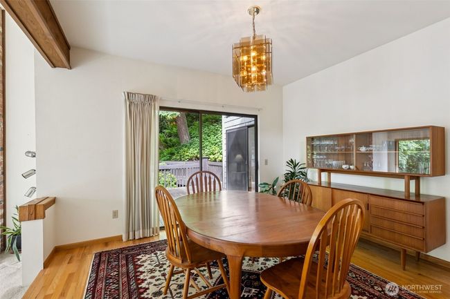 5019 E Mercer Way, House other with 4 bedrooms, 3 bathrooms and 2 parking in Mercer Island WA | Image 4