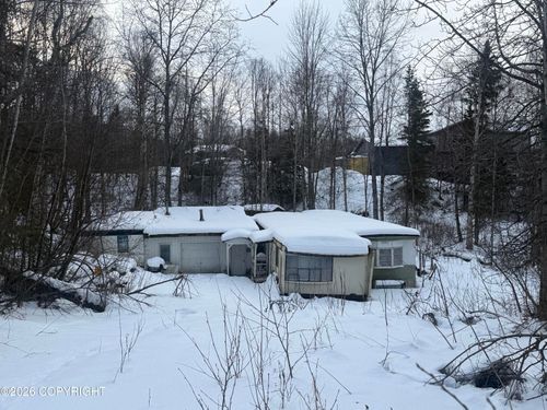 24574 Park Dr, Chugiak, AK, 99567-6225 | Card Image