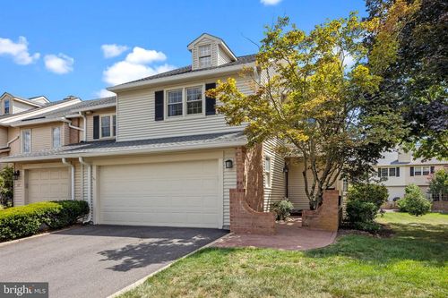 96 Sutphin Pnes, YARDLEY, PA, 19067-3448 | Card Image