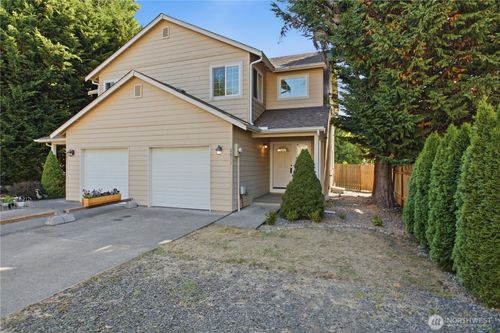 2013 Bush Ave Nw, Olympia, WA, 98502-4561 | Card Image