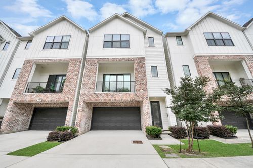 2114 Stuart St, Houston, TX, 77004-3149 | Card Image