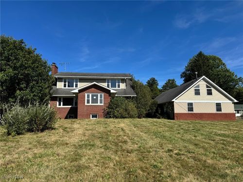 10525 Clay St, Montville, OH, 44064-9794 | Card Image