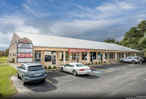 ste-100-128 S Moss St, Seguin, TX, 78155-5127 | Card Image