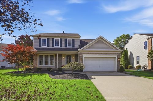 3098 Bierce Cir, Twinsburg, OH, 44087-3204 | Card Image