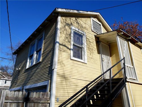 402 N Augusta St, Dallas, TX, 75214-5023 | Card Image