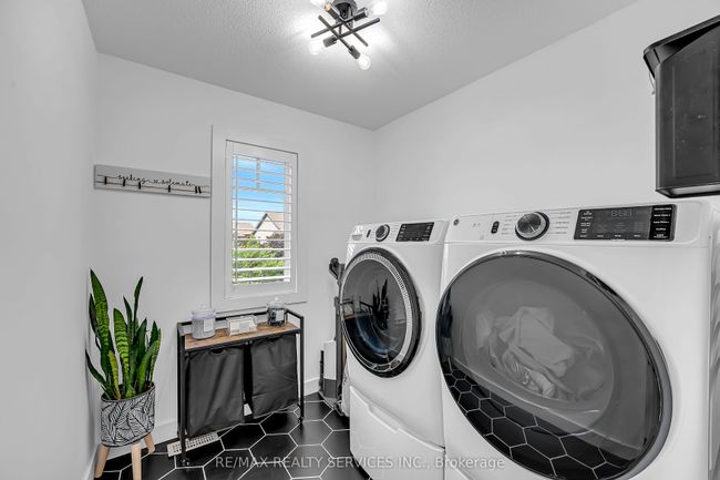 26 Wardlaw Ave, House other with 4 bedrooms, 4 bathrooms and 4 parking in Orangeville ON | Image 44