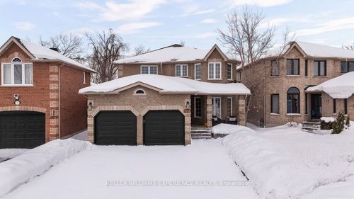 102 Country Lane, Barrie, ON, L4N0N3 | Card Image