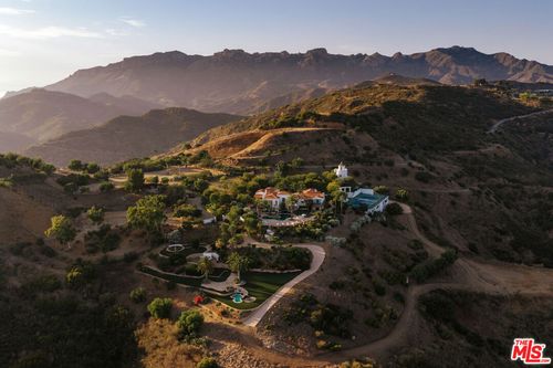 10502 Yellow Hill Rd, MALIBU, CA, 90265 | Card Image