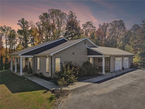 322 Dunn Ln, New Derry, PA, 15671-1028 | Card Image