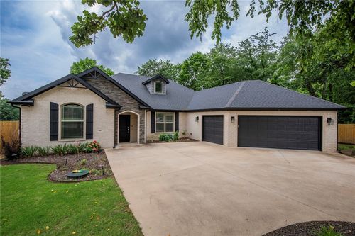 801 Ravine St, Cave Springs, AR, 72718-7001 | Card Image