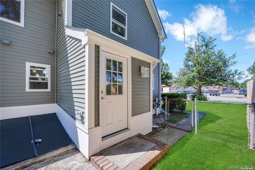 second-floor-177 Waverly Ave, Patchogue, NY, 11772-2272 | Card Image