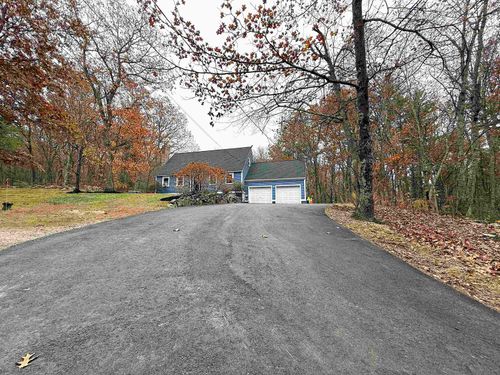 116 Nashua Rd, Bedford, NH, 03110-5528 | Card Image