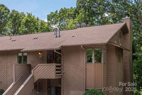 apt-q4-305 Piney Mountain Dr, Asheville, NC, 28805-1269 | Card Image