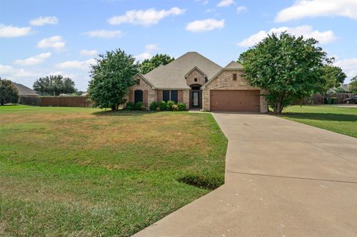 3212 Walnut Creek Pkwy, Granbury, TX, 76049-7918 | Card Image