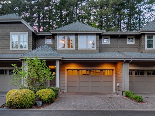 4525 Trillium Woods, LakeOswego, OR, 97035 | Card Image